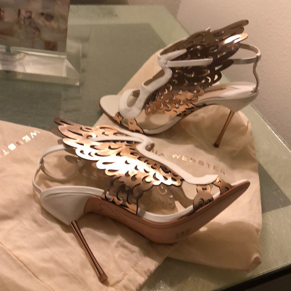 Rare/Sophia Webster Parisa rose gold wing pump